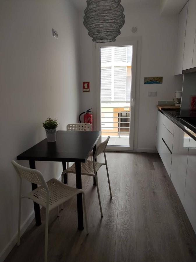 フィゲイラ・ダ・フォズCabedelo Figueira Surf Houseアパートメント エクステリア 写真